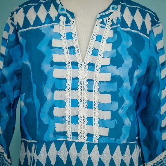 Soft Surroundings Size Medium M Lusi Blue Ikat Print 3/4 Sleeve Cotton Tunic Top - Picture 2 of 7
